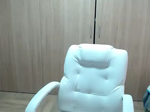 Haileey ross online show from 06/03/26, 02:55
