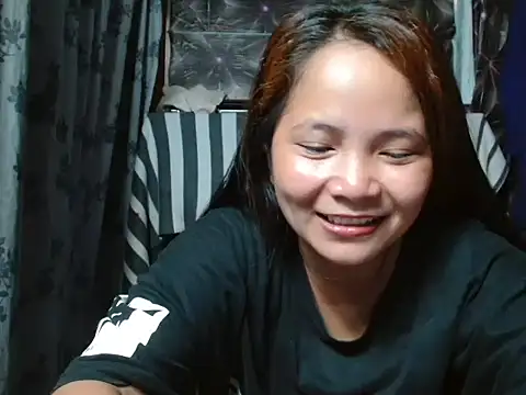 Snapshot of Lenasis chatting on 05/11/26, 08:31 Lenasis online show from 05/11/26, 08:31