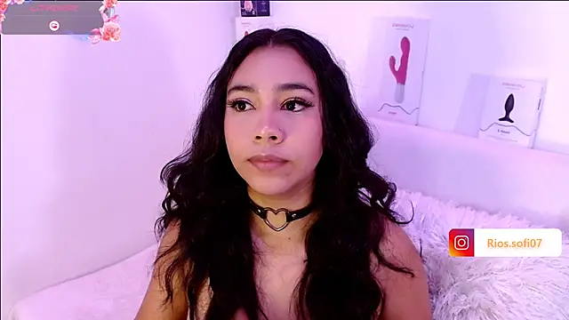 Snapshot of _Sofi_Rios_ chatting on 05/07/26, 09:58 Sofi Rios online show from 05/07/26, 09:58