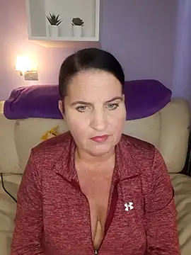 Velvet-Milf online show from 05/18/26, 09:37