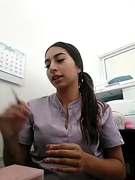 saray outdoorss online show from 05/12/26, 02:58