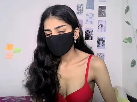 Snapshot of SASSY__BABY_ chatting on 05/08/26, 05:57 SASSY BABY online show from 05/08/26, 05:57