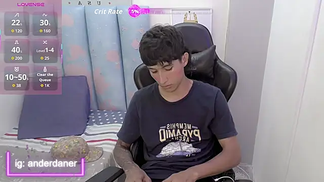 liam play online show from 06/21/26, 04:04