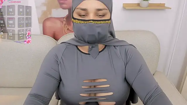 Salma farouk online show from 06/18/26, 03:18