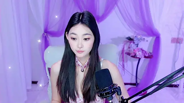 Tili Lucky online show from 05/10/26, 01:44