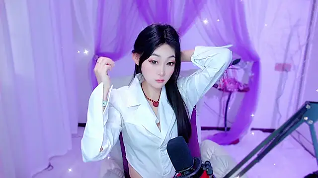 Tili Lucky online show from 05/13/26, 12:41
