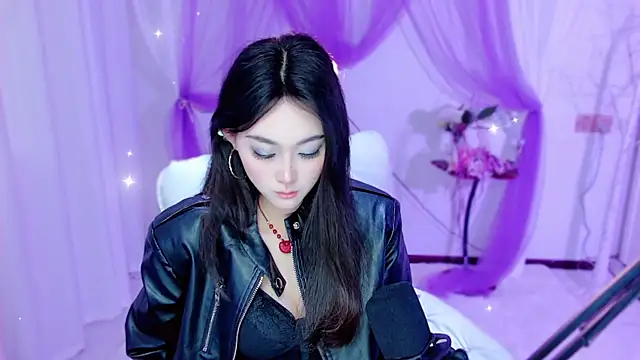 Tili Lucky online show from 05/15/26, 10:50