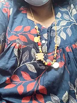 tamilkavitha123 online show from 05/08/26, 02:39