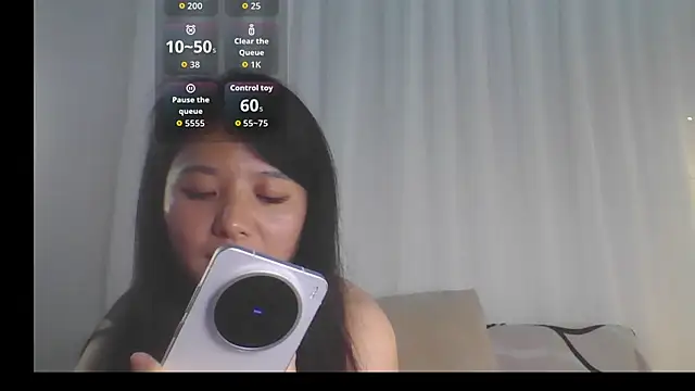 Snapshot of Youyou-uu chatting on 05/11/26, 12:00 Youyou-uu online show from 05/11/26, 12:00