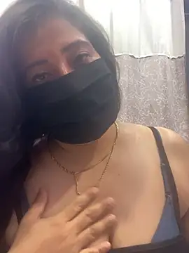 Snapshot of Fizara_begum chatting on 05/09/26, 06:13 Fizara begum online show from 05/09/26, 06:13