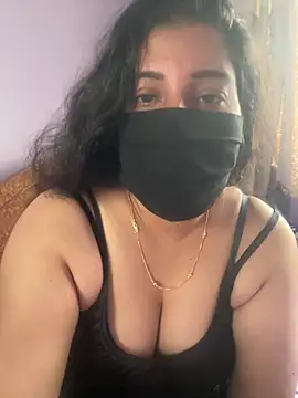 Snapshot of Fizara_begum chatting on 05/13/26, 09:06 Fizara begum online show from 05/13/26, 09:06