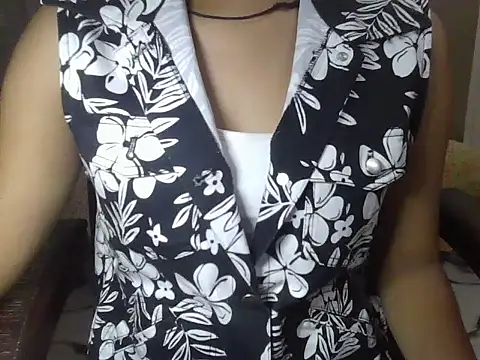 Maanvi Gill online show from 05/11/26, 04:59