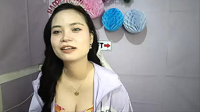 FerminaBoutwell online show from 05/22/26, 01:28