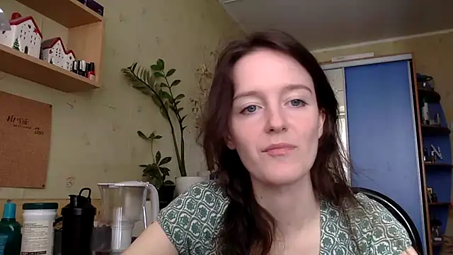 Snapshot of P911 chatting on 05/15/26, 08:43 P911 online show from 05/15/26, 08:43