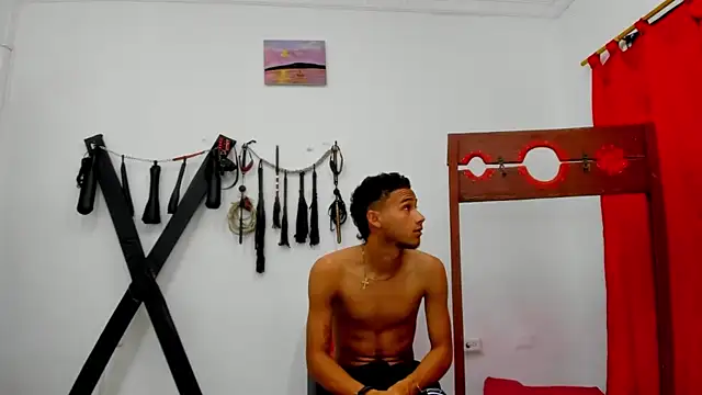 friends lust latin online show from 05/09/26, 12:21