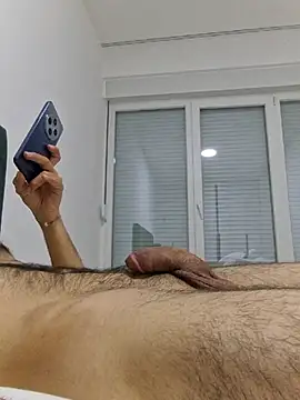 kurdishboy69 online show from 05/11/26, 11:13