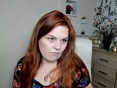 Snapshot of GingerKitten1 chatting on 05/13/26, 01:52 GingerKitten1 online show from 05/13/26, 01:52