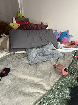 tinyweepixie online show from 05/29/26, 07:34