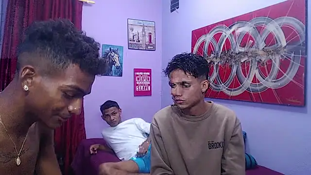 black twinks online show from 05/22/26, 04:52