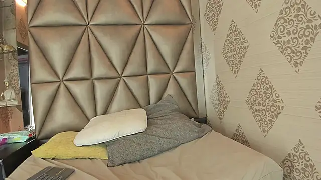 Violett Carter online show from 06/20/26, 12:19