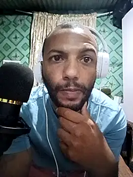 Snapshot of Camodick chatting on 01/27/25, 12:43 Camodick online show from 01/27/25, 12:43