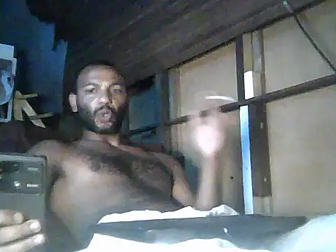 Snapshot of Camodick chatting on 12/19/25, 11:50 Camodick online show from 12/19/25, 11:50