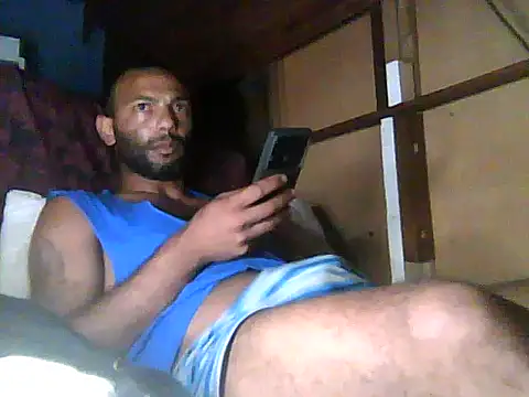 Snapshot of Camodick chatting on 12/19/25, 11:56 Camodick online show from 12/19/25, 11:56