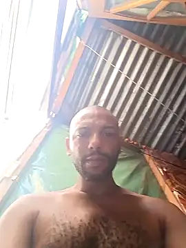 Snapshot of Camodick chatting on 12/22/25, 01:19 Camodick online show from 12/22/25, 01:19