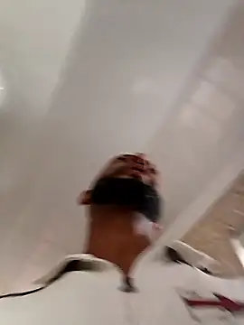 Snapshot of Camodick chatting on 01/18/26, 10:52 Camodick online show from 01/18/26, 10:52