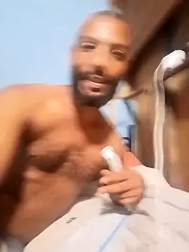 Snapshot of Camodick chatting on 02/25/26, 04:27 Camodick online show from 02/25/26, 04:27