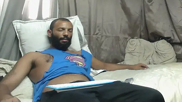 Snapshot of Camodick chatting on 03/06/26, 09:39 Camodick online show from 03/06/26, 09:39