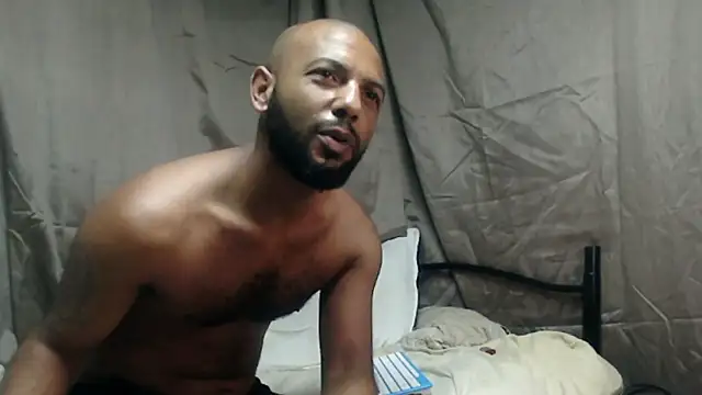 Snapshot of Camodick chatting on 03/07/26, 11:07 Camodick online show from 03/07/26, 11:07