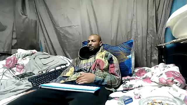Camodick online show from 04/28/26, 04:12