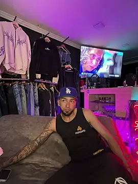 couplevibes  online show from 06/25/26, 03:06