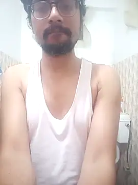 Snapshot of rajkink2222 chatting on 05/10/26, 12:32 rajkink2222 online show from 05/10/26, 12:32