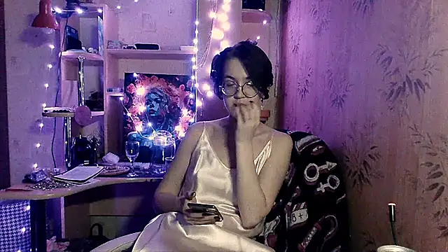 Snapshot of Alessa_Kiss chatting on 05/12/26, 06:05 Alessa Kiss online show from 05/12/26, 06:05