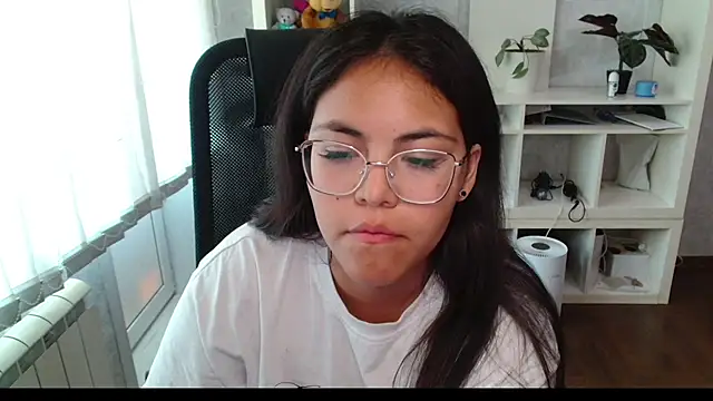 Snapshot of Anda_here chatting on 07/20/26, 04:49 Anda here online show from 07/20/26, 04:49