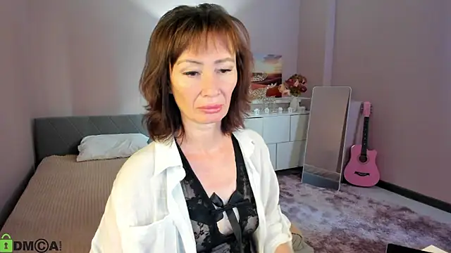 Snapshot of gracekellyyy chatting on 06/06/26, 03:44 gracekellyyy online show from 06/06/26, 03:44