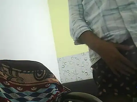 Snapshot of sannypatel99 chatting on 07/20/26, 06:06 sannypatel99 online show from 07/20/26, 06:06