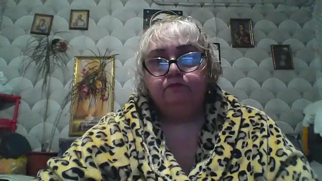 MarinaFarina53 online show from 05/19/26, 04:57