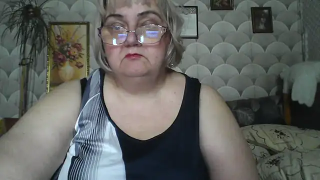 MarinaFarina53 online show from 06/05/26, 06:52