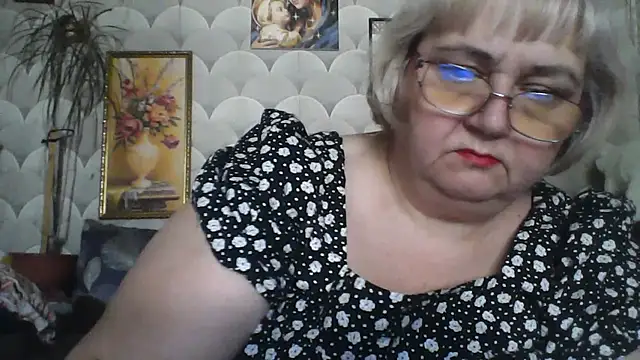 MarinaFarina53 online show from 06/10/26, 05:50