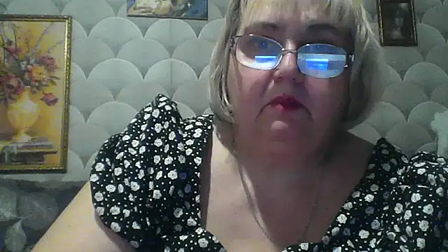 MarinaFarina53 online show from 06/13/26, 08:07