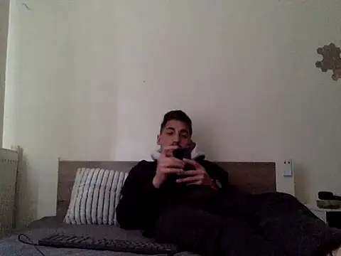 poashapiaksbdasjgakgnxigx online show from 05/11/26, 12:33
