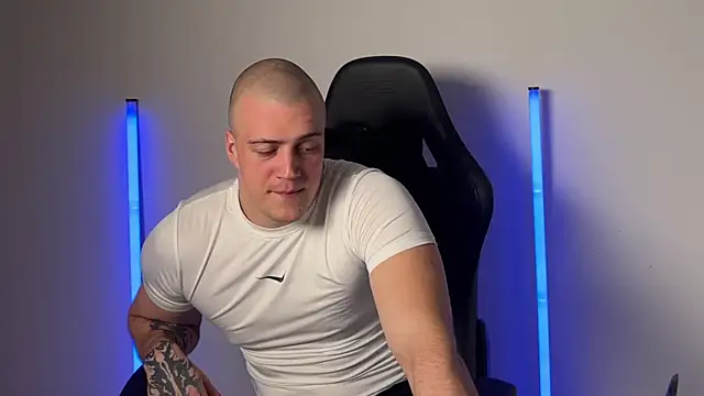 Bigbaald online show from 07/19/26, 06:44