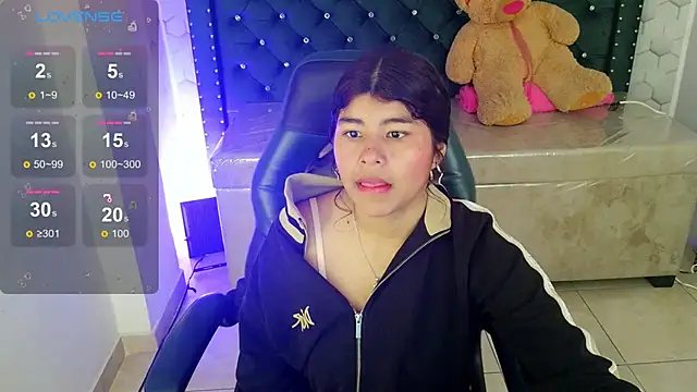 Mia kittie m online show from 05/12/26, 07:22