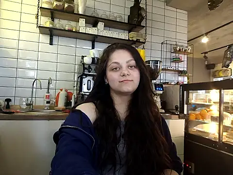 Snapshot of Molli_lii chatting on 05/11/26, 02:45 Molli lii online show from 05/11/26, 02:45