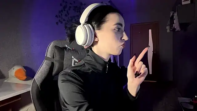 NightFoxxx online show from 05/11/26, 07:14