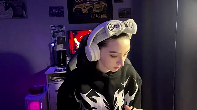NightFoxxx online show from 05/12/26, 01:08