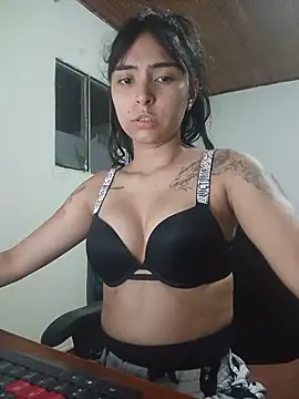 Snapshot of Amarantha_222 chatting on 05/29/26, 03:15 Amarantha 222 online show from 05/29/26, 03:15